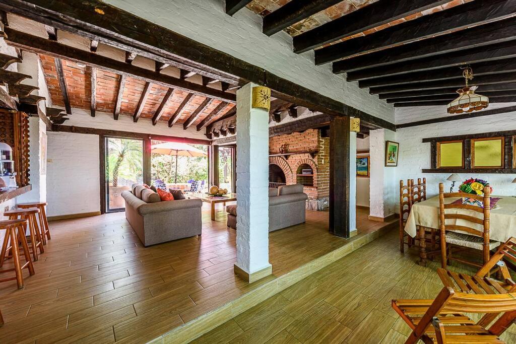 Agradable Cuarto De Hostal Sobre El Centro, Valle Валье-де-Браво Экстерьер фото